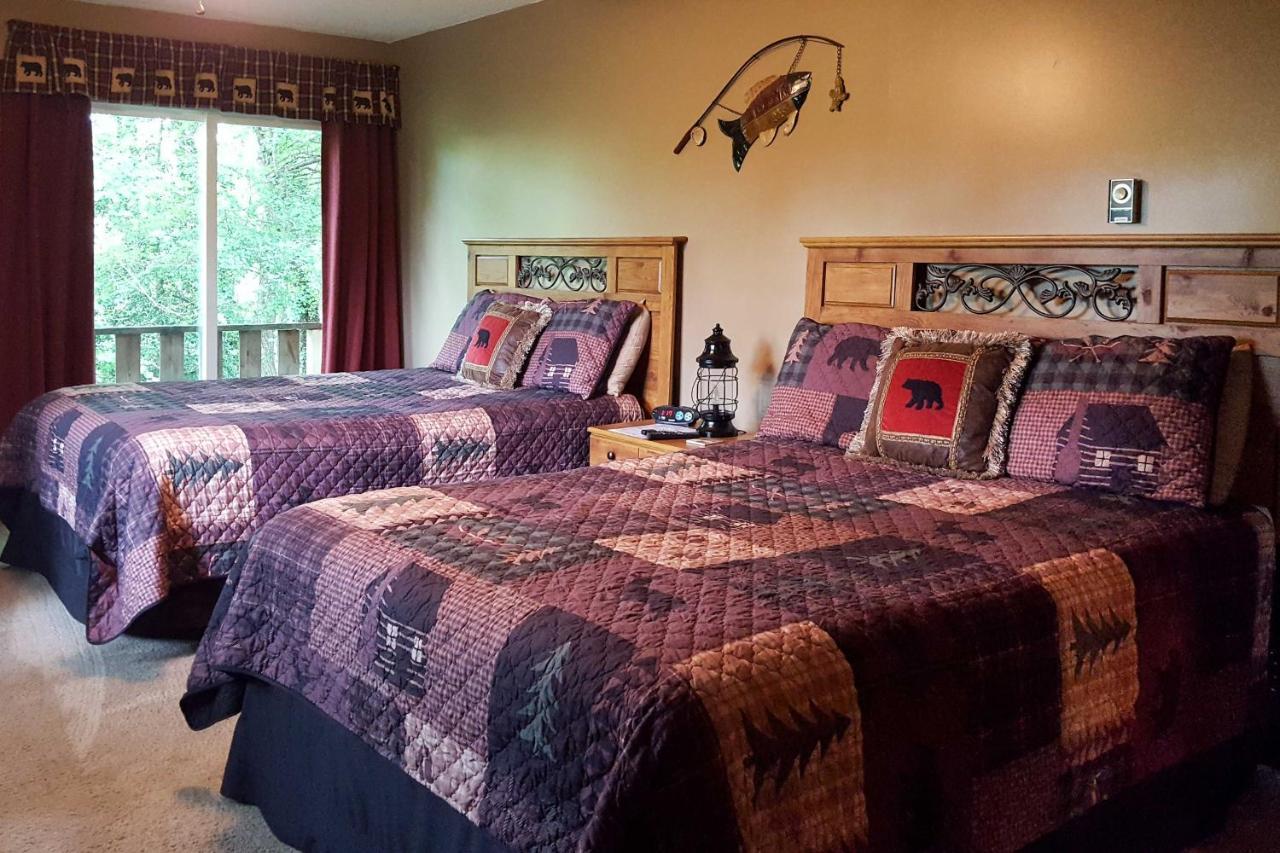 Natures Retreat With Hot Tub 7 Mi To Bryson City Whittier المظهر الخارجي الصورة